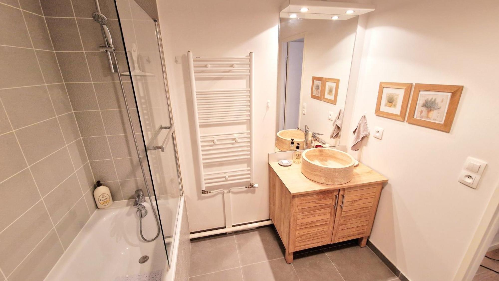 Appartement Moderne 3 Pieces Avec Parking Prive Massy  Buitenkant foto