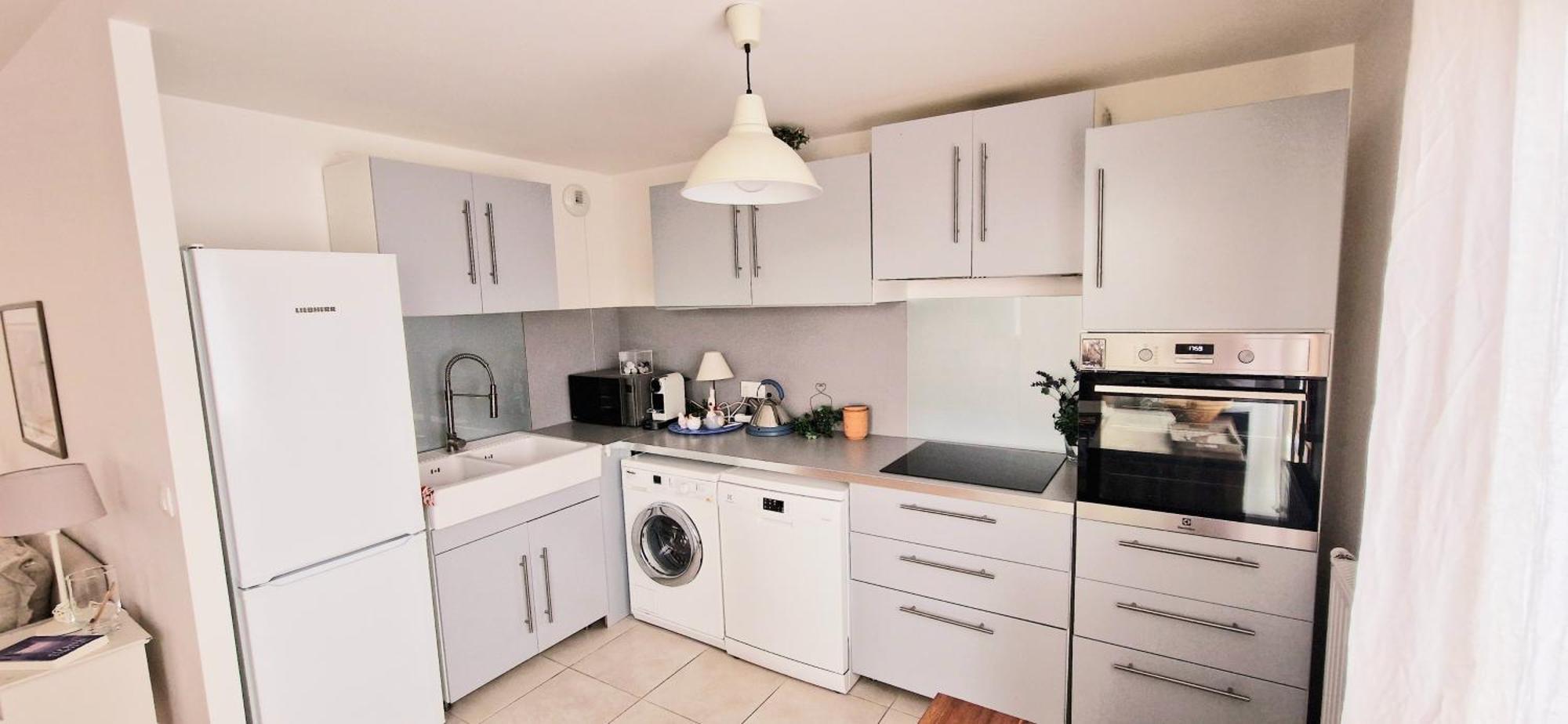 Appartement Moderne 3 Pieces Avec Parking Prive Massy  Buitenkant foto